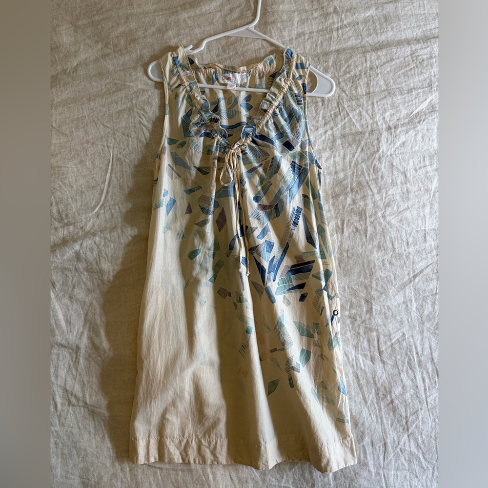 Lilka Anthropologie Sleeveless Cream and Blue Patterned Beach Pool Dress xs